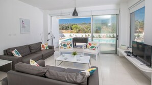 Villa, 5 Bedrooms, Private Pool, Garden View | Interior - Protaras Holiday Villa Ccv3 (Paralimni)