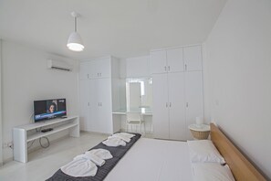 Villa, 5 Bedrooms, Private Pool, Garden View | 5 bedrooms - Protaras Holiday Villa Ccv3 (Paralimni)