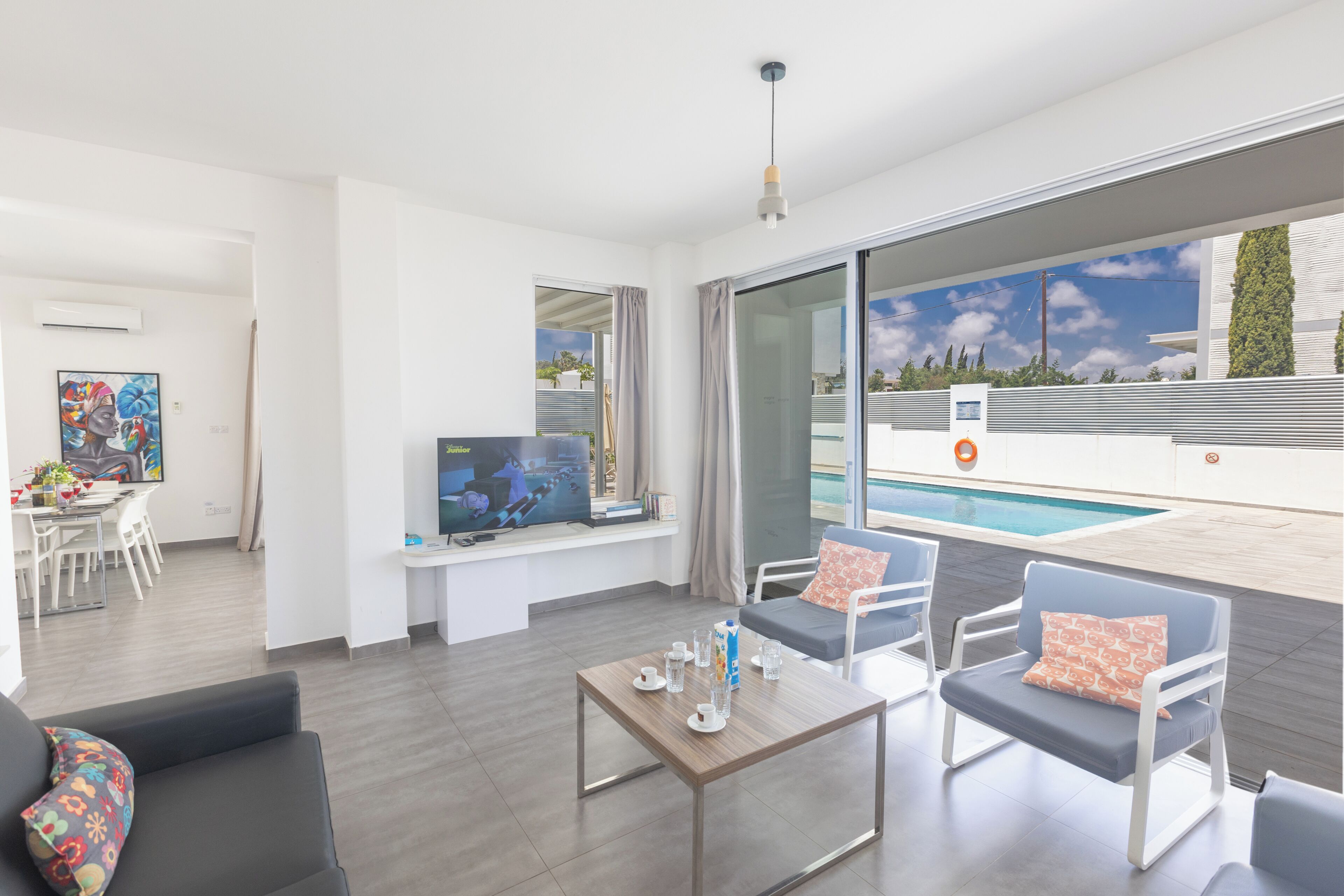 Villa, 5 Bedrooms, Private Pool, Garden View | Living area