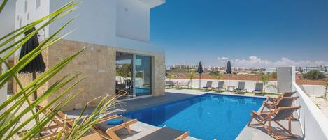 Villa, 4 chambres, piscine privée, vue sur le jardin | Extérieur