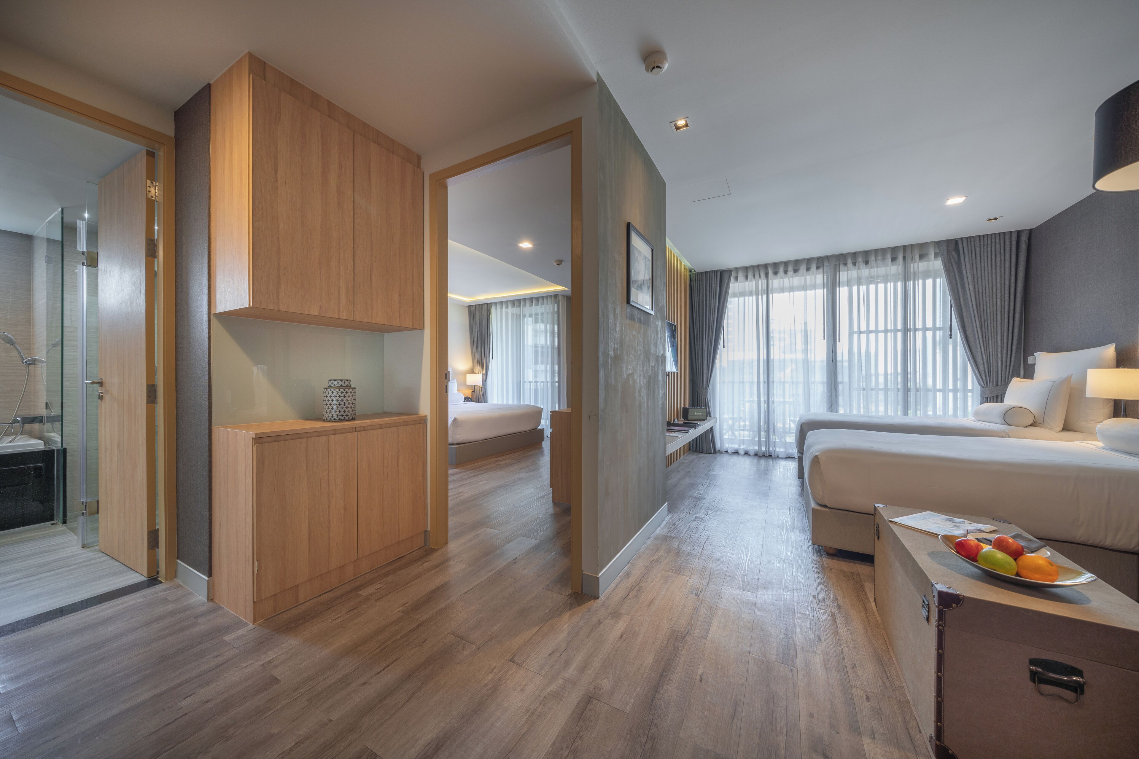 Family Suite | Premium bedding, pillowtop beds, minibar, in-room safe