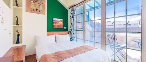 Wi-Fi de cortesia, roupa de cama