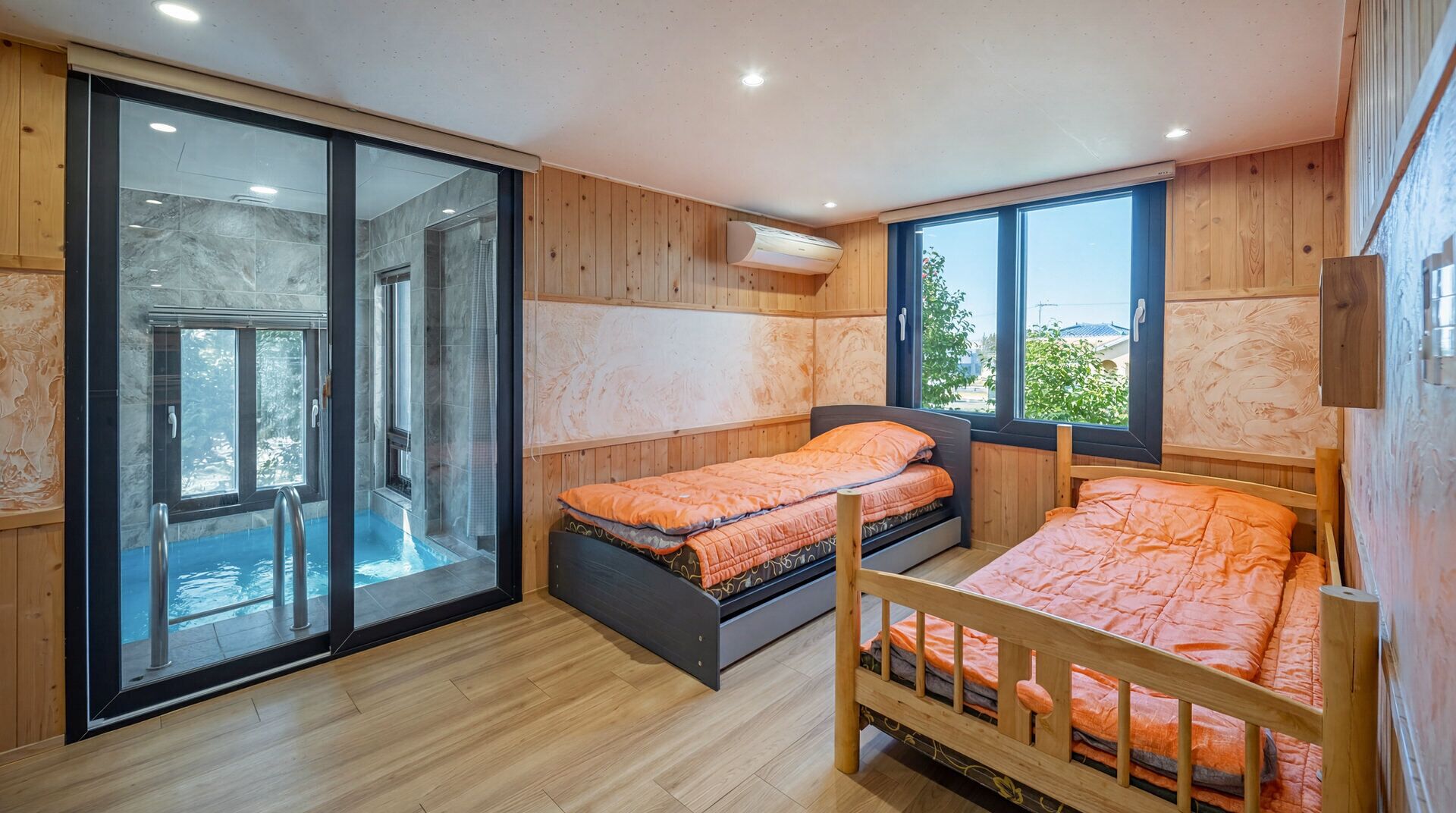 Basic Room, 4 Bedrooms (102Ho Sara(Spa)) | 3 bedrooms, free WiFi