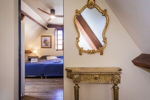 3 chambres, fer et planche à repasser, lit parapluie, Wi-Fi gratuit