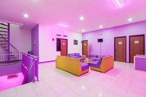 Lobby sitting area - Ungu Residence Syariah Bandung (Bandung)