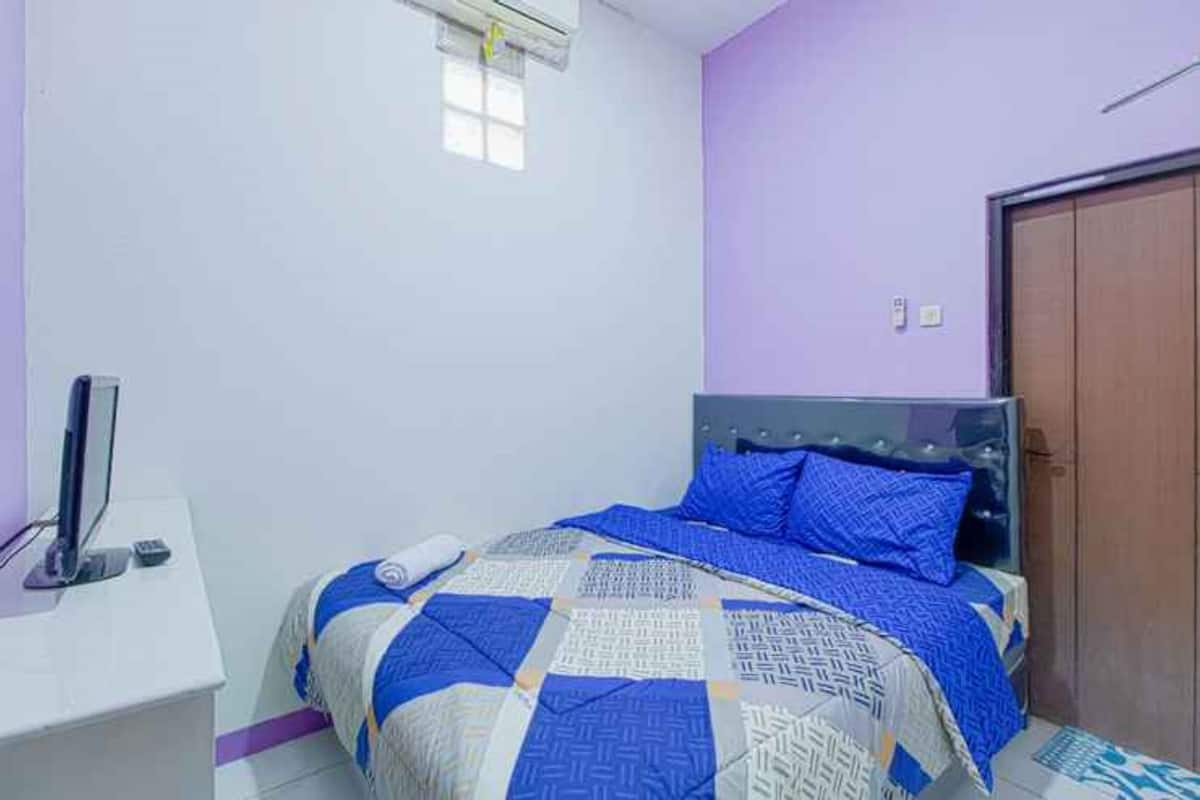 Habitación Deluxe | Escritorio, wifi gratis y ropa de cama