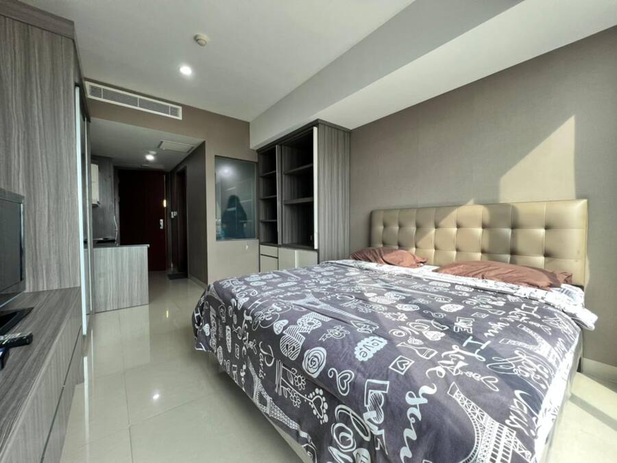 Studio | Bàn, truy cập Internet không dây miễn phí
