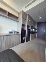 开间 | 私人厨房 | 微波炉、电热水壶