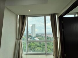 Apartment, 2 Bedrooms | Desk, free WiFi