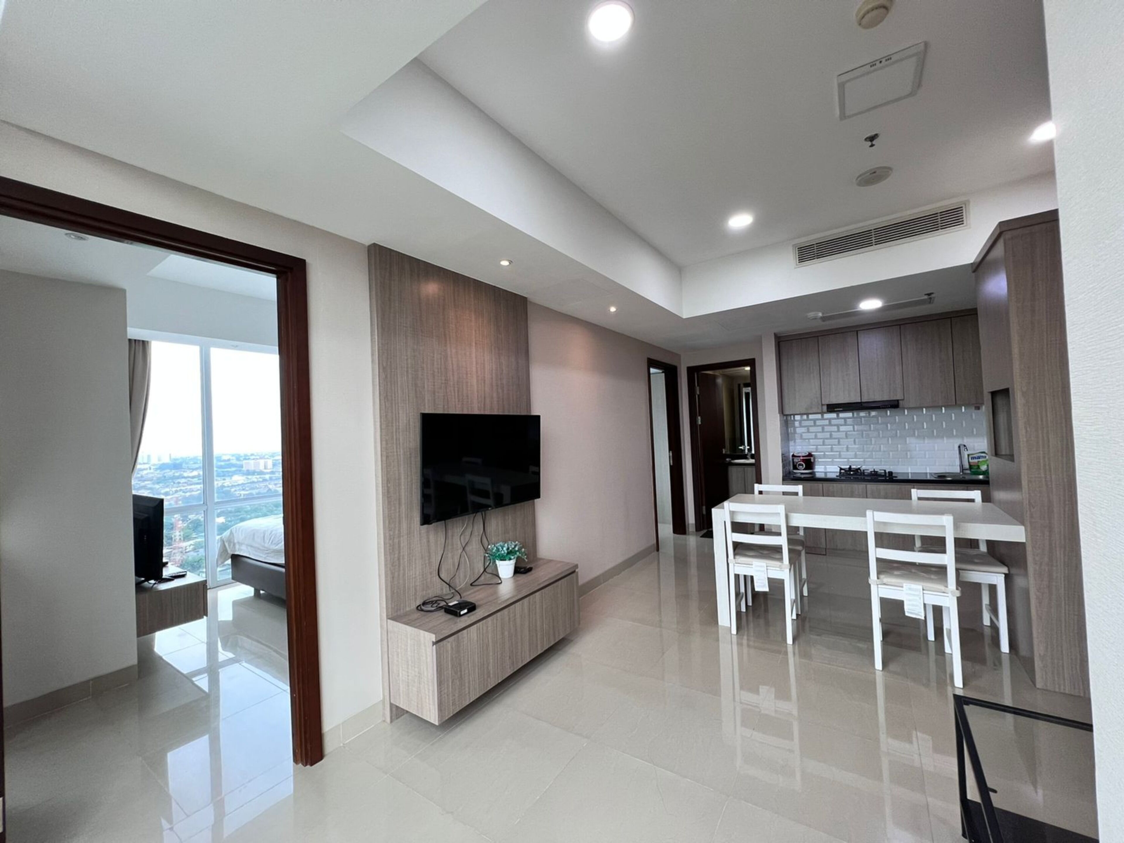 Apartment, 2 Bedrooms | Desk, free WiFi