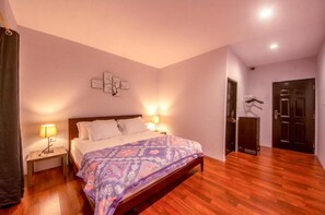 Habitación Deluxe | Escritorio, wifi gratis, ropa de cama