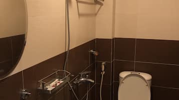Shower, rainfall showerhead, towels