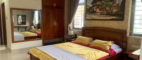 Deluxe Room | Desk, soundproofing, free WiFi, bed sheets