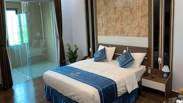 Habitación doble superior | Caja de seguridad en la habitación, escritorio y wifi gratis