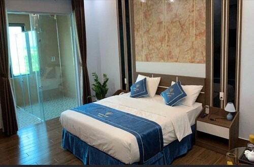 Huong Buoi Hotel