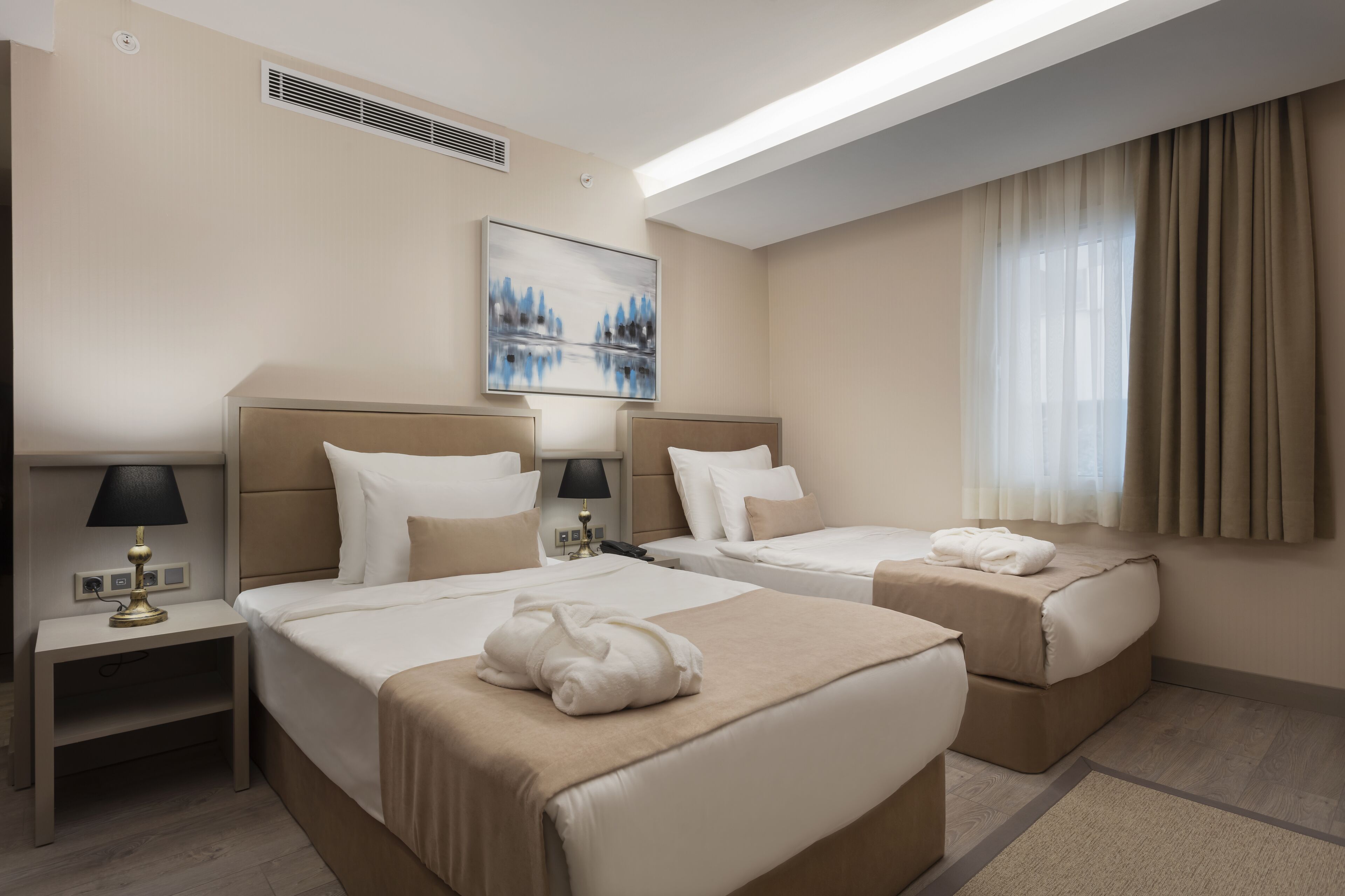 economy room | 1 bedroom, egyptian cotton sheets, premium bedding, memory-foam beds