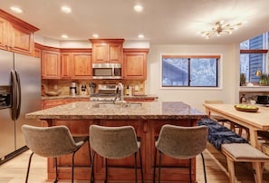 Fridge, microwave, oven, stovetop - The Red Pine | Canyons Village 4BR, mins to Gondola (Park City)