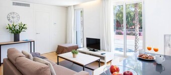 Wonderful 1 bedroom apartment front of the Beach
