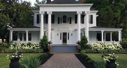 Historic Bauknight House, the Jewel of Walhalla.