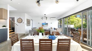 Dining - Rigel by Experience Jervis Bay (Vincentia)