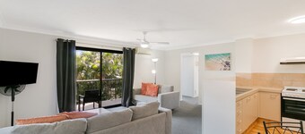 Kirra Belle 2 - Central Kirra - Pet Friendly!