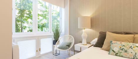 1 habitación, tabla de planchar con plancha, wifi gratis y ropa de cama