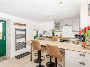 Cottage | Interior - Pogles Wood Cottage (Skipton)