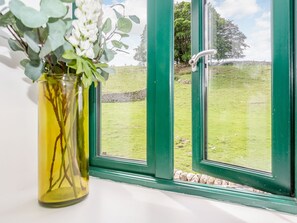 Cottage | Interior - Pogles Wood Cottage (Skipton)