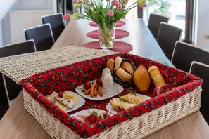 Daily to-go breakfast for a fee - Harenda Residence - Destigo Hotels (Zakopane)