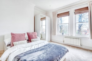3 Schlafzimmer, Bügeleisen/Bügelbrett, WLAN, Bettwäsche