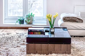 Games room - The King of Spades - Out of Office Lifestyle (London)