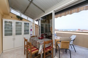 Outdoor dining - Bella Vista / Apartment Korelic Bella Vista (Porec)