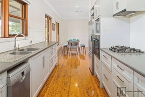 Fridge, microwave, oven, stovetop - Minutes to Malua Bay Beach | Sunset Vista Retreat (Malua Bay)