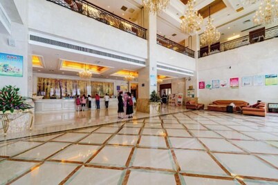 Golden Diamond Hotel