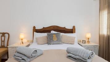 6 Schlafzimmer, Bügeleisen/Bügelbrett, Reisekinderbett, kostenloses WLAN