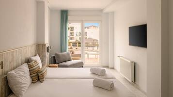 1 dormitorio, cuna de viaje, wifi gratis y ropa de cama