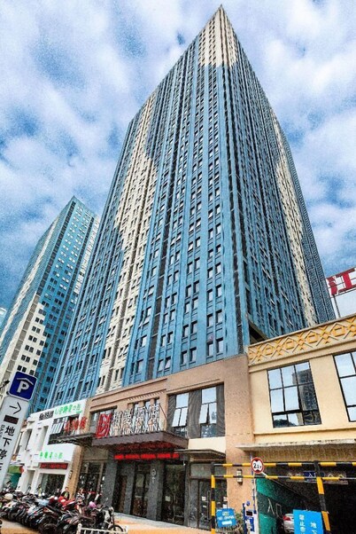 Homeinn Ripple Hotel (Nanning Jiangnan Wanda Plaza Pingxi Classic Gourmet Night Market)