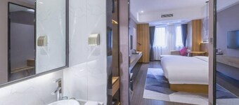 Homeinn Ripple Hotel (Nanning Jiangnan Wanda Plaza Pingxi Classic Gourmet Night Market)