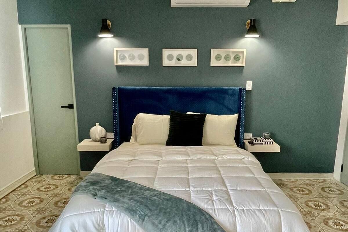 Deluxe Queen Room | 1 camera, una scrivania, postazione laptop, Wi-Fi gratuito