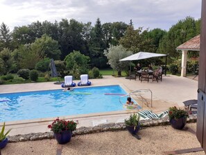 Piscine extérieure, piscine chauffée