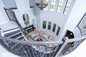 Interior - 5 Bedroom Luxe Villa on Deep Water Intracoastal (Deerfield Beach)