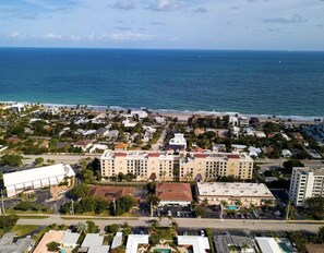 Apartment | 1 bedroom, WiFi - Walk to Fort Lauderdale Beach - Perfect Beach Escape (Fort Lauderdale)