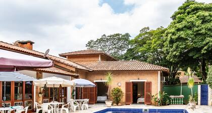 6 Bedroom Private vacation home in Boituva