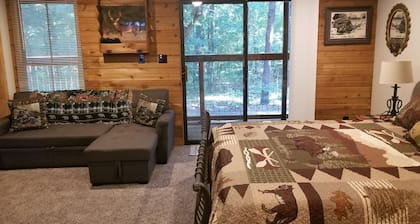 Secluded Cabin Getaway with Firepit