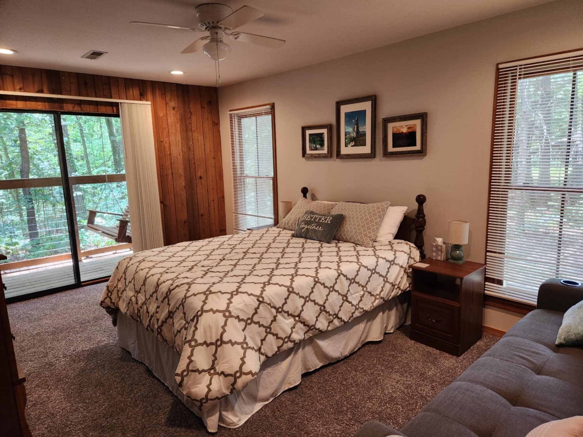 2 bedrooms, iron/ironing board, free WiFi, bed sheets