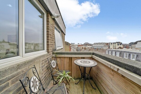 Apartment, 1 Queen Bed with Sofa bed | Indoor pool - Livestay- Trendy 1bed With Balcony in Westminster (London)
