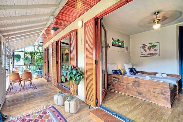 2 chambres, fer et planche à repasser, accès au Wi-Fi (inclus)