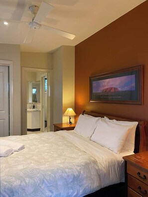 3 chambres, bureau, fer et planche à repasser, Wi-Fi gratuit