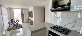 Comfortable Apartment Close To Valle Del Lili Clinic