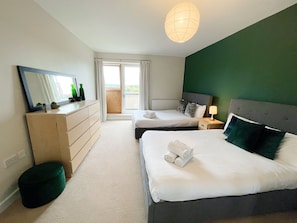 Chambre Duplex Deluxe | 2 chambres, décor unique, ameublement unique, bureau